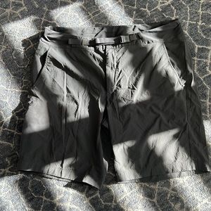 Mens North Face shorts